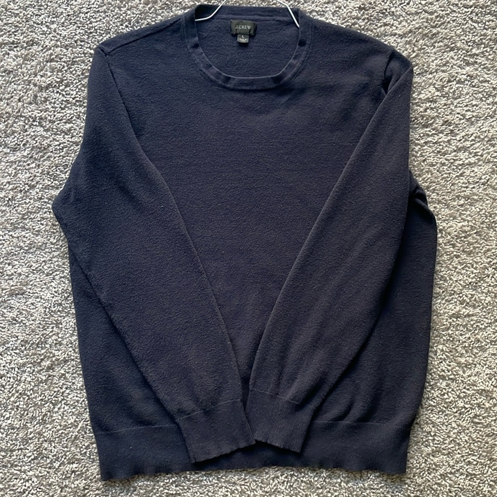 J. Crew - men’s large - navy light weight sweater